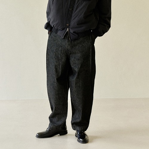 [Art if acts] SIDE TUCKED DENIM PANTS (WASHED BLACK)