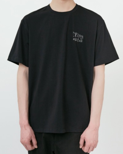 [TYPING MISTAKE] LOVE EMBROIDERY STITCH T-SHIRTS (BLACK)